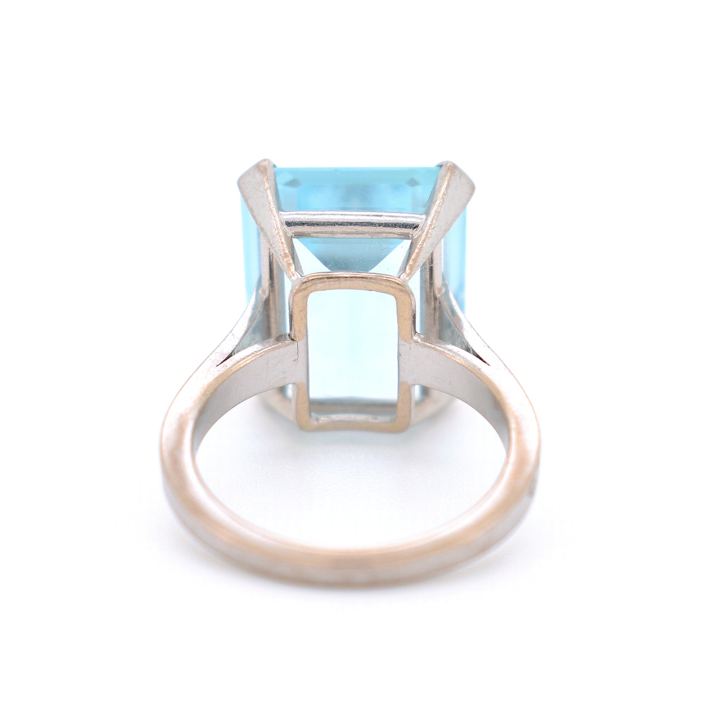 bague cocktail vintage or 18 carats et aigue marine, d'arrière