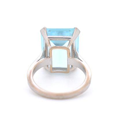 bague cocktail vintage or 18 carats et aigue marine, d'arrière