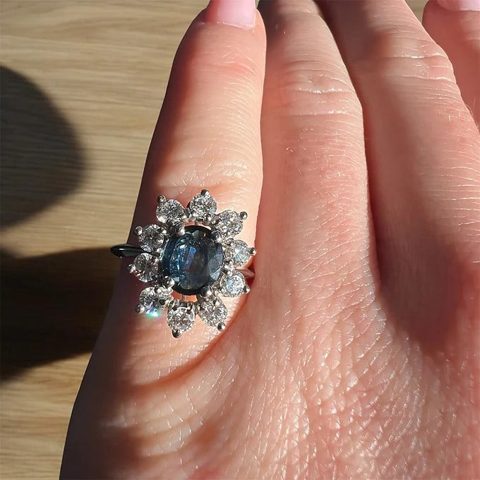bague marguerite or saphir bleu diamants 8