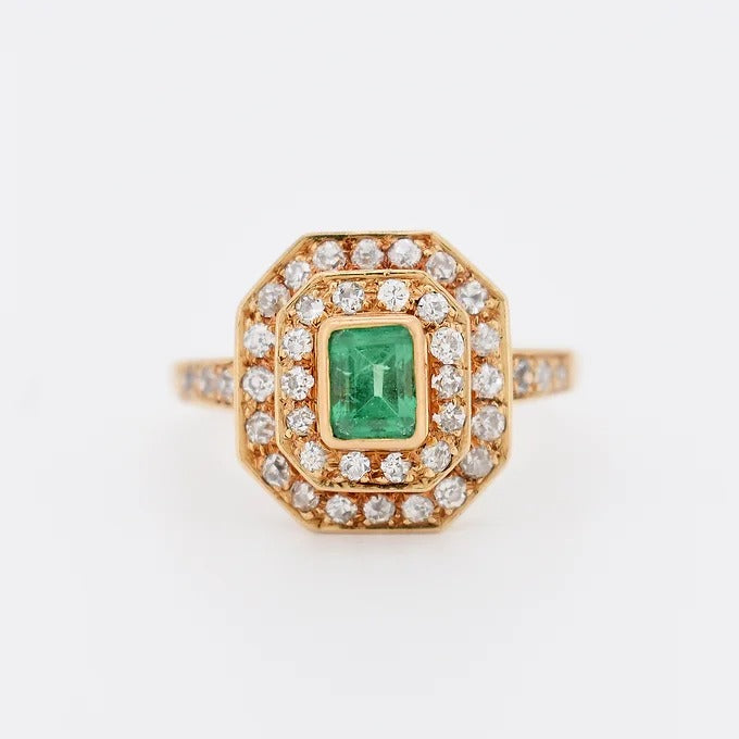 bague moderne or emeraude diamants