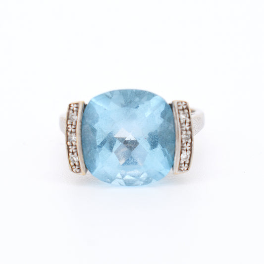 bague or blanc 18 carats topaze et diamants, de face