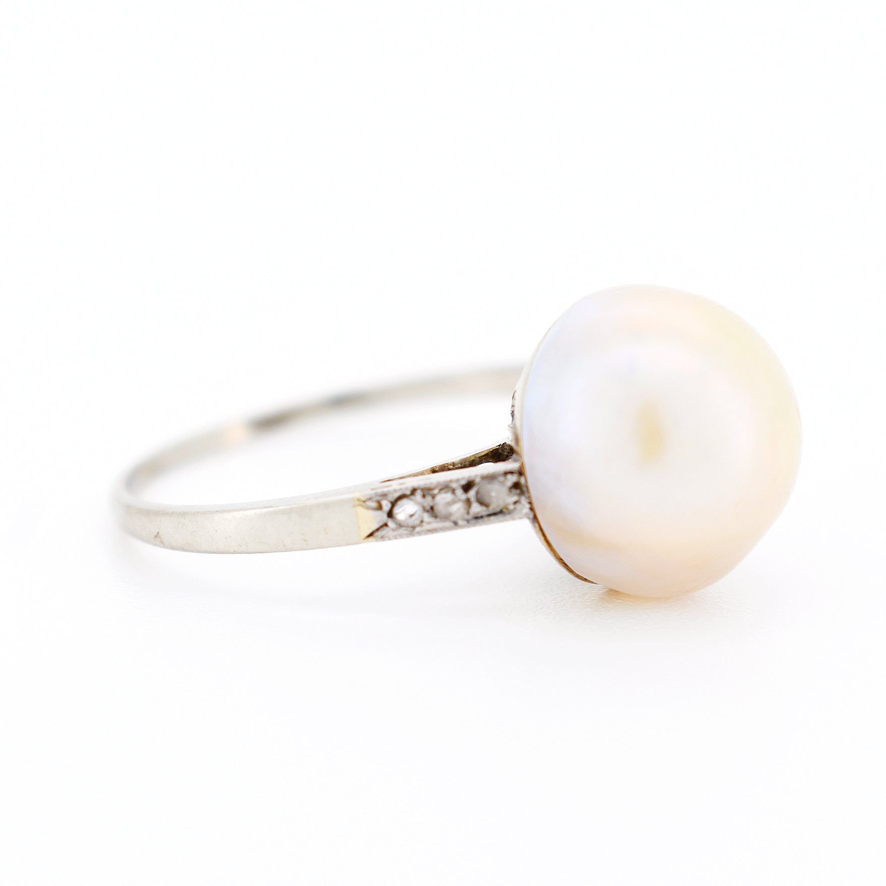 bague femme perle mabé et diamants ancienne, droite