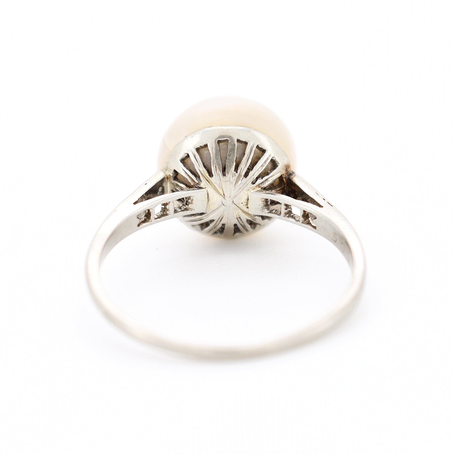 bague femme perle mabé et diamants ancienne, dos