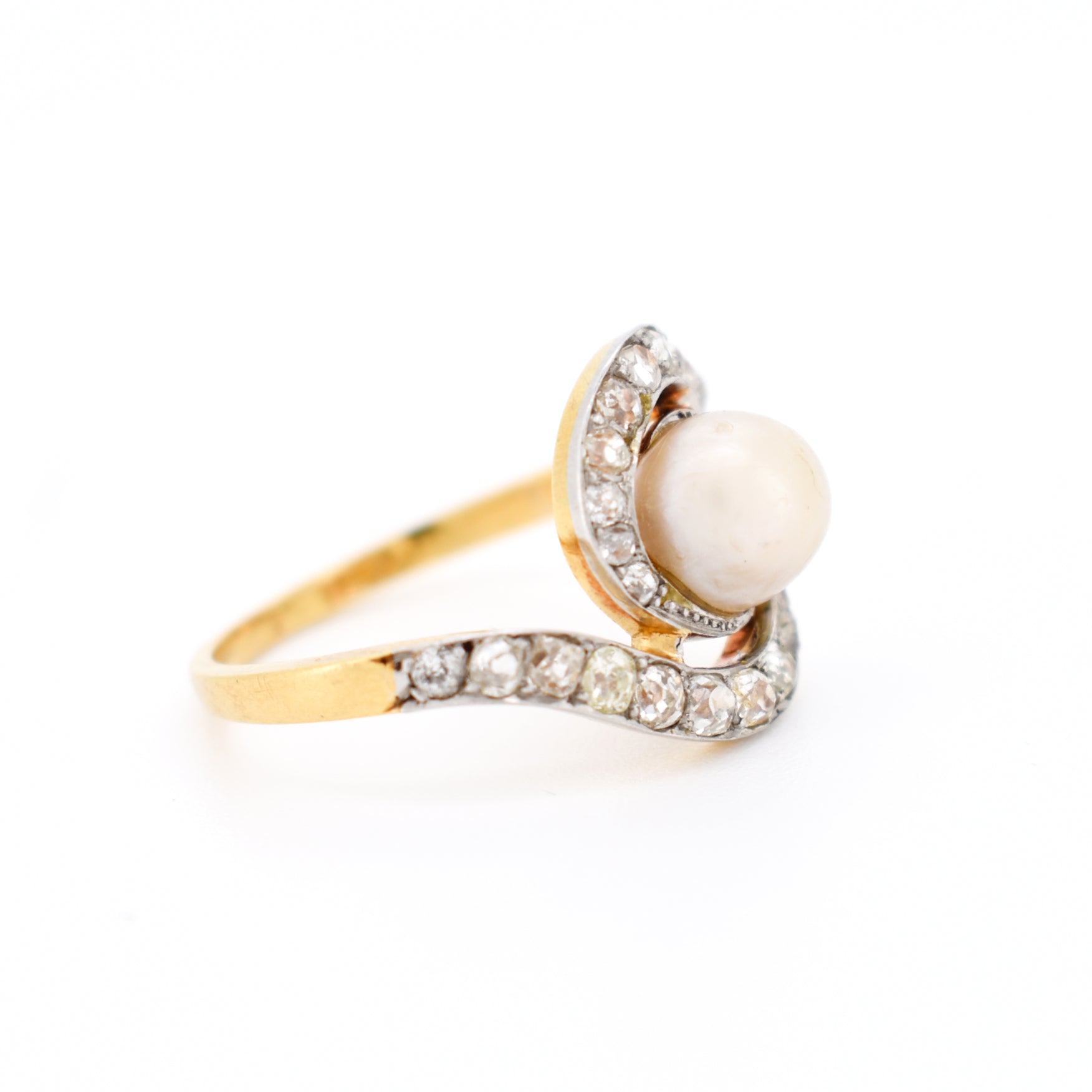 bague tourbillon belle époque or 18 carats platine perle et diamants, droite